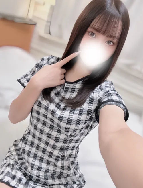 ゆゆ｜恵比寿にあるメンズエステ スイートミスト〜美女在籍NO.1 最高のオイルマッサージで贅沢な癒しの空間を